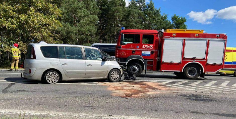 Zderzenie osobówki z autobusem