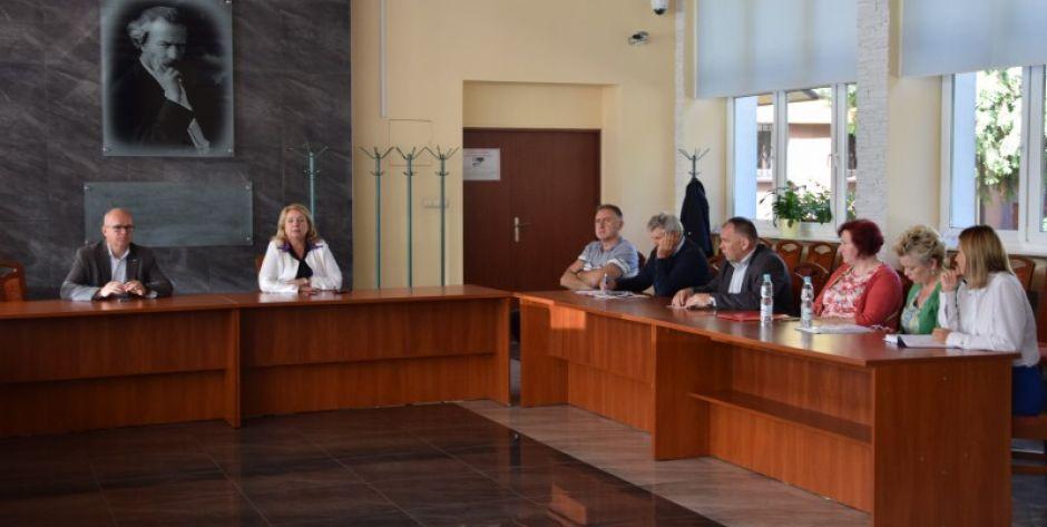 Narada w sprawie szczepień młodzieży