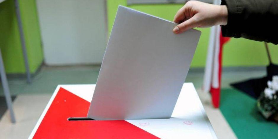 Mieszkańcy gminy Zbuczyn dzisiaj głosują