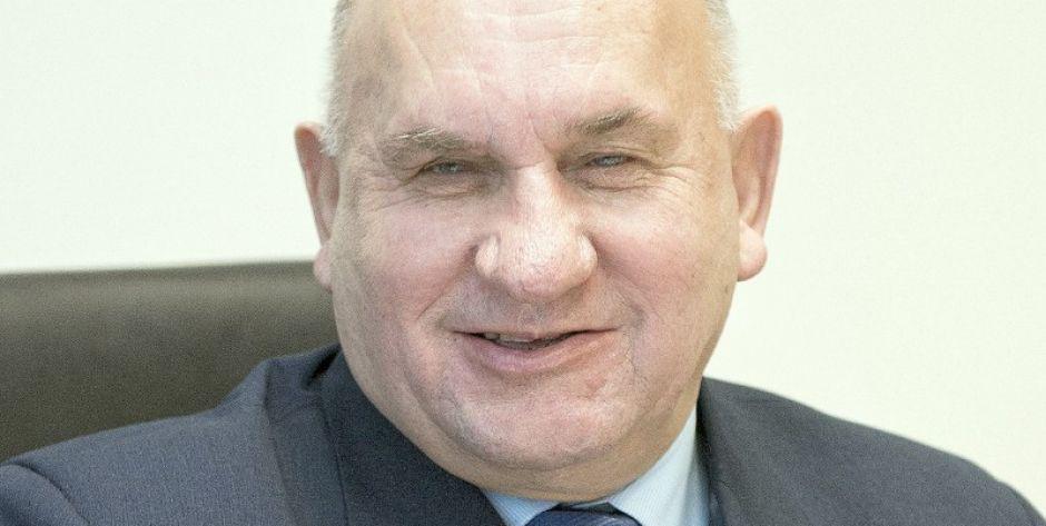 Śmieciarki jeżdżą w godzinach szczytu - wójt deklaruje zmianę