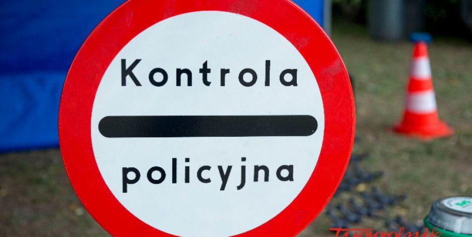 Nocny pościg i blokady dróg