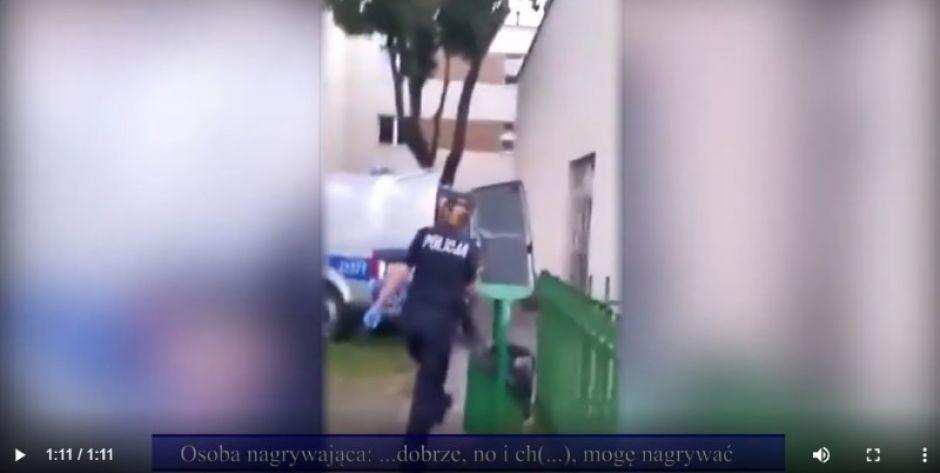 Nagrała i opublikowała interweniujących policjantów...