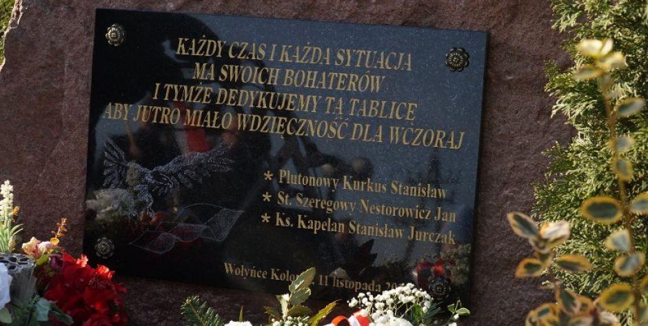 Odsłonięcie pomnika w Wołyńcach-Kolonii
