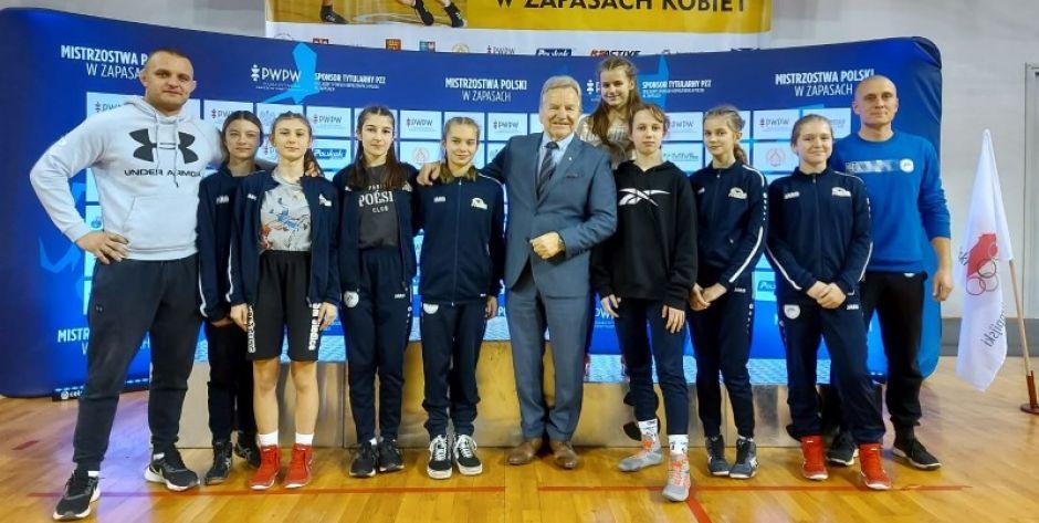 Dwa medale młodziczek