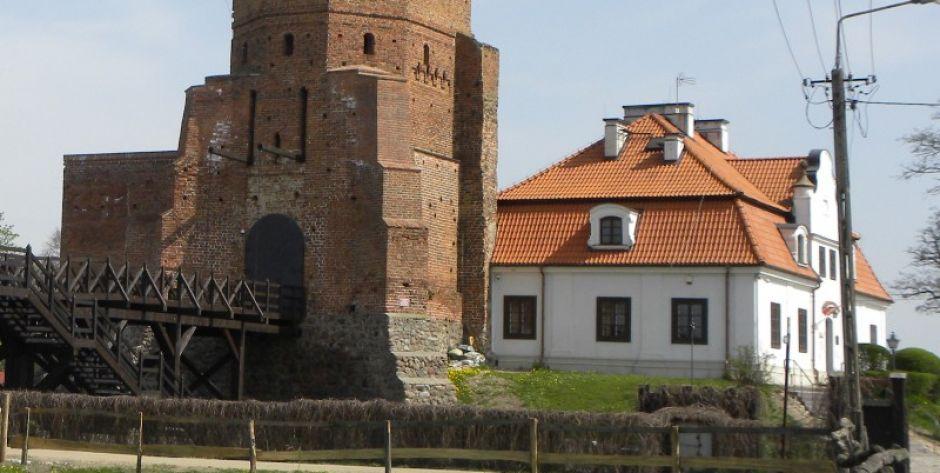 Z Norwidem na  Zamku w Liwie