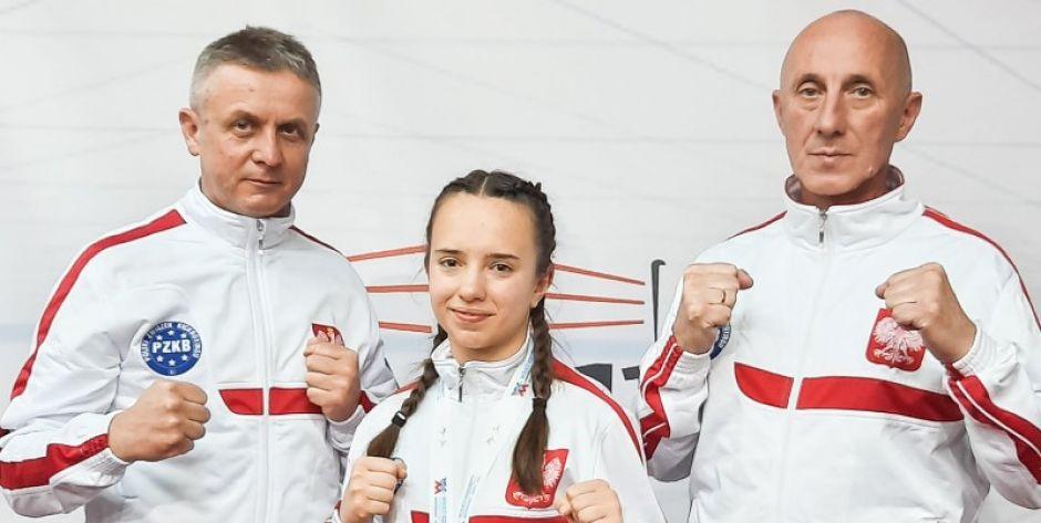 Natalia Zarzycka z Łukowa na podium Mistrzostw Europy w kickboksingu