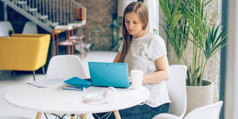 Księgowość online – przydatne rozwiązanie dla mikro i małych firm