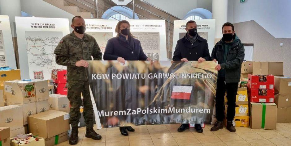 KGW zbierały słodycze dla żołnierzy 