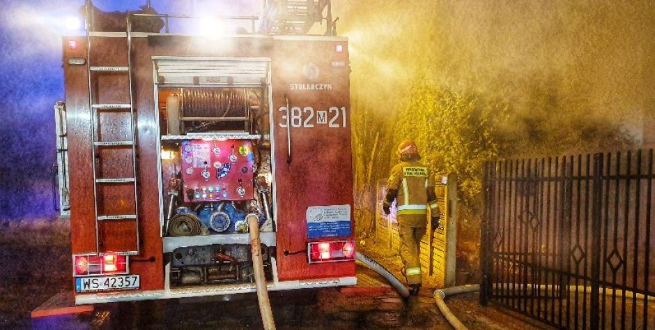 Płonął dom przy ul. Przymiarki w Siedlcach -wiemy, czy ktoś ucierpiał i znamy wstępne przyczyny pożaru!