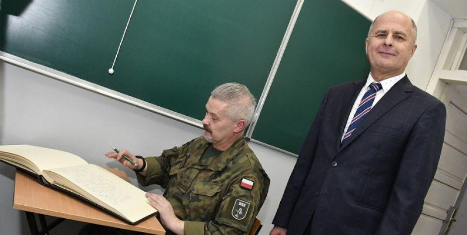 Elektryk ma własną wirtualną strzelnicę