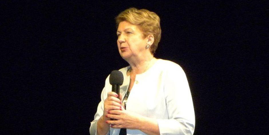 Posłanka zarabiająca 200 tys. zł rocznie zachwala Polski Ład 
