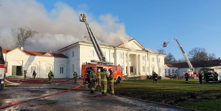 Pożar pałacu w Korczewie: Przyczyny wciąż nieznane
