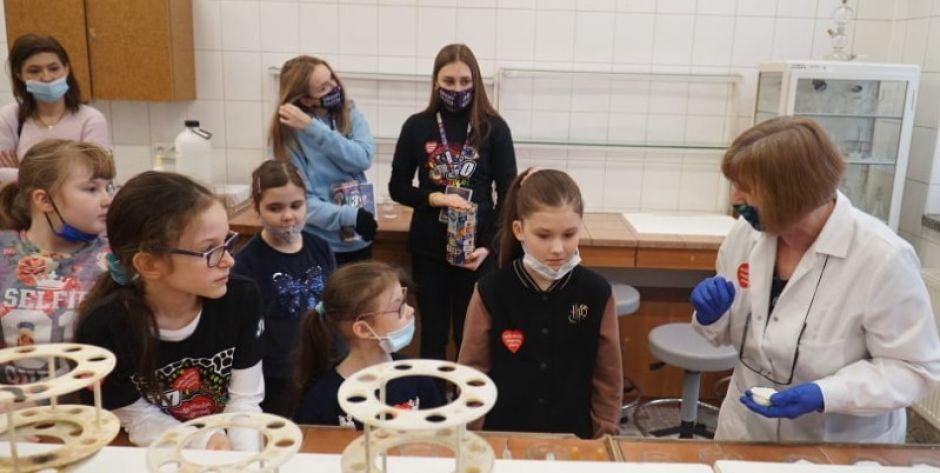 Chemiczne eksperymenty dla dzieci i  WOŚP