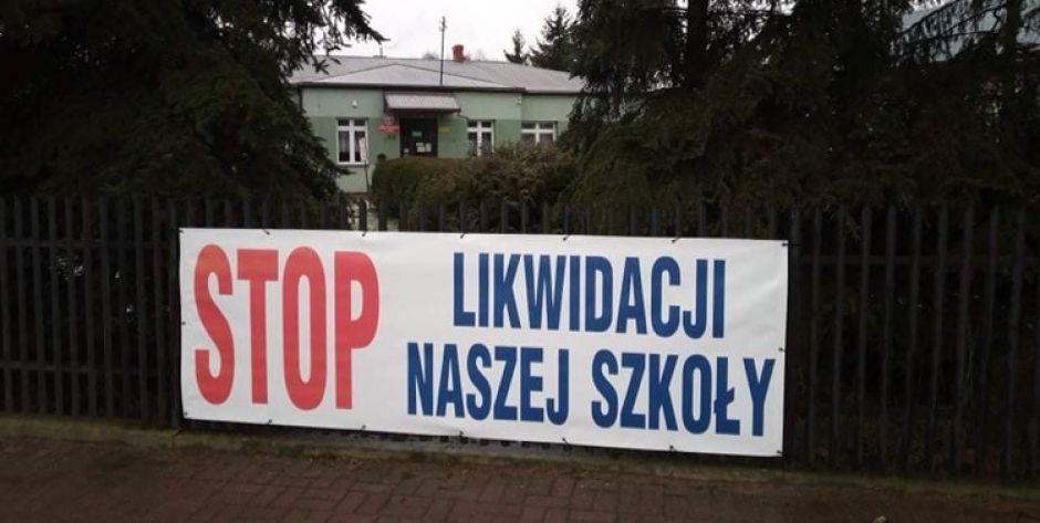 Rodzice uczniów z Lipna nie chcą likwidacji szkoły