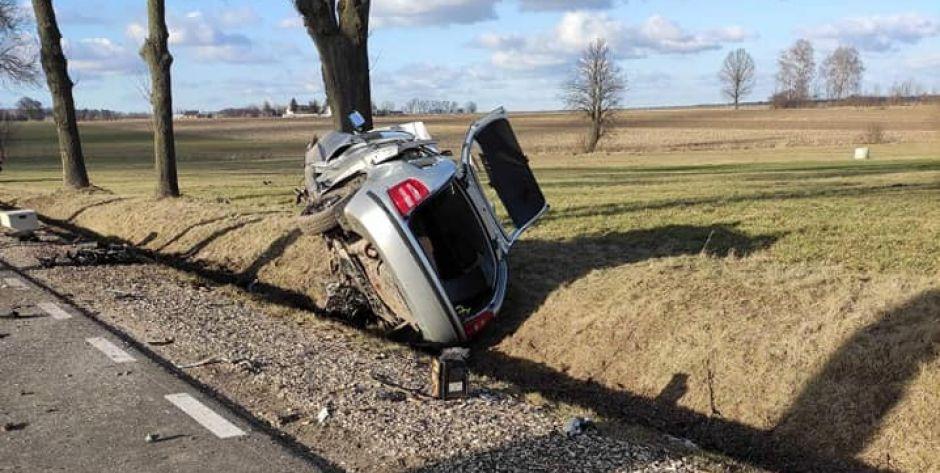 Samochód w rowie