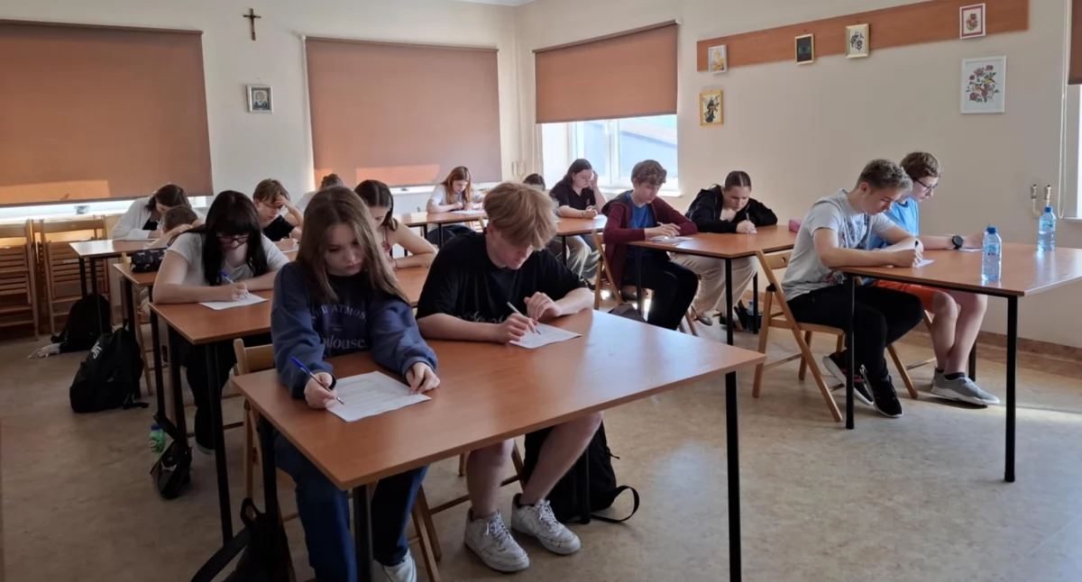 Szymon Serwatka laureatem I Konkursu wiedzy o gminie Mrozy 