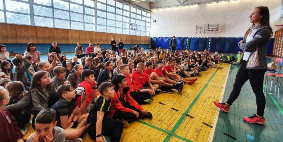 Podwójna medalistka olimpijska Katarzyna Woźniak w Siedlcach. Czy lubi placki? 