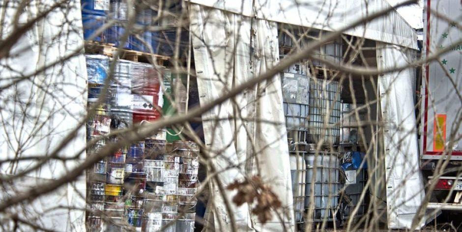 Gmina Kałuszyn: Afera śmierdząca chemią