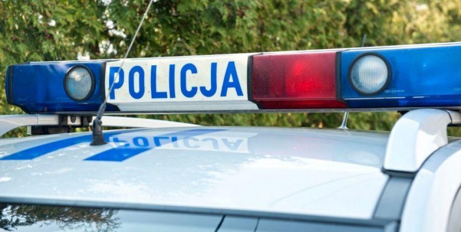 Ukradł obrączkę i gotówkę