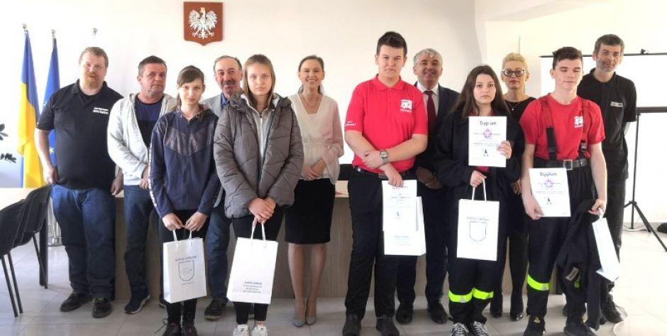 Sarnaki: Trzy uczennice będą reprezentować gminę w turnieju pożarniczym