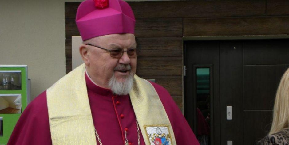 Biskup Antoni Pacyfik Dydycz w szpitalu. „Otoczmy go modlitwą”