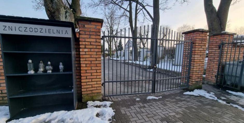 Przy Cmentarzu Centralnym w Siedlcach powstała Zniczodzielnia