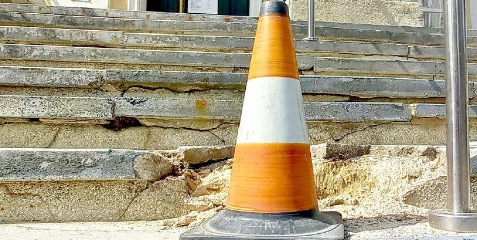 Uwaga siedlczanie! Zamknięta ulica i parking przed Urzędem Miasta!
