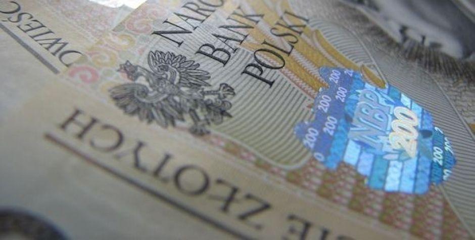 Diety dla radnych w powiecie łosickim o 400 zł w górę 