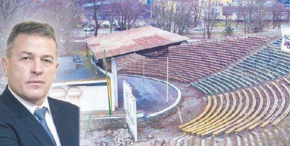 Radni zarzucają prezydentowi Siedlec, że rządzi w sposób autorytarny. Poszło o Amfiteatr i Plac Sikorskiego