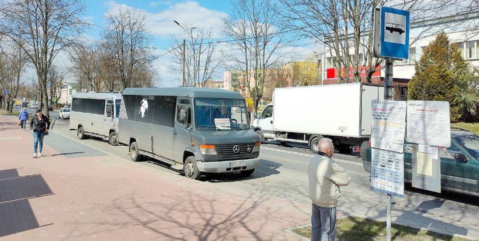 Sokołów Podlaski: Przewoźnicy protestują przeciwko likwidacji przystanków
