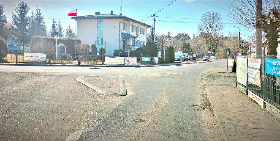 Na skrzyżowaniu ulic Słonecznej i Podlaskiej w Bielanach... Sytuacja do zgłoszenia