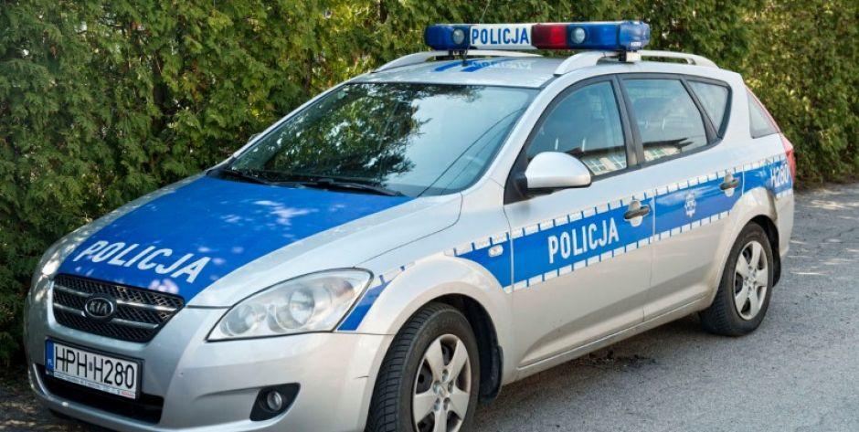 Łosice: Kierujący bez uprawnień próbował uciec policji. Odpowie też za posiadanie narkotyków