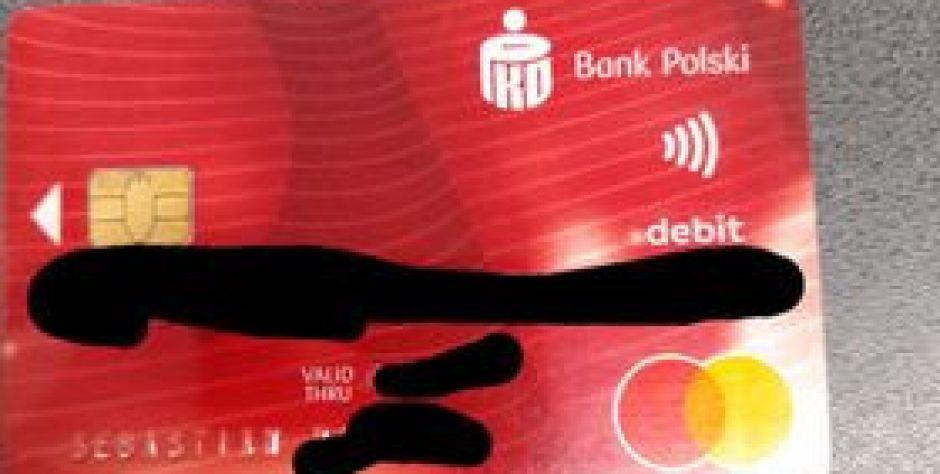 W sklepie zostawiono kartę płatniczą - jest do odbioru