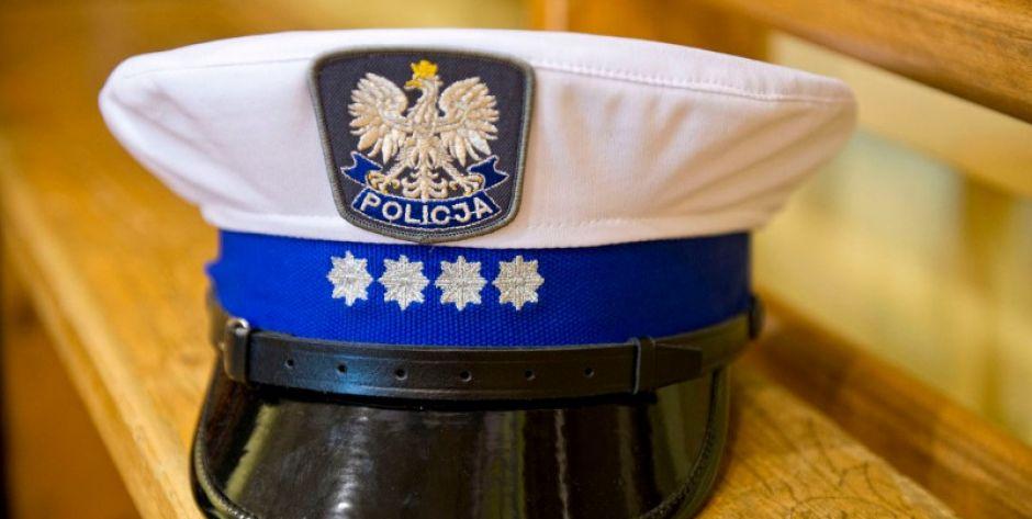 Sokołów Podlaski: Senior zasłabł w drodze do kościoła. Pomogli mu policjanci