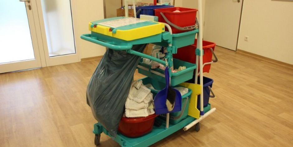 Osoby sprzątające w szpitalu wojewódzkim w Siedlcach skarżą się na warunki pracy i niskie płace