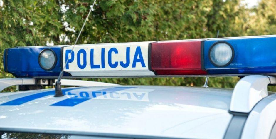 Zderzenie osobówki z motocyklem w Łukowie. Motocyklista trafił do szpitala
