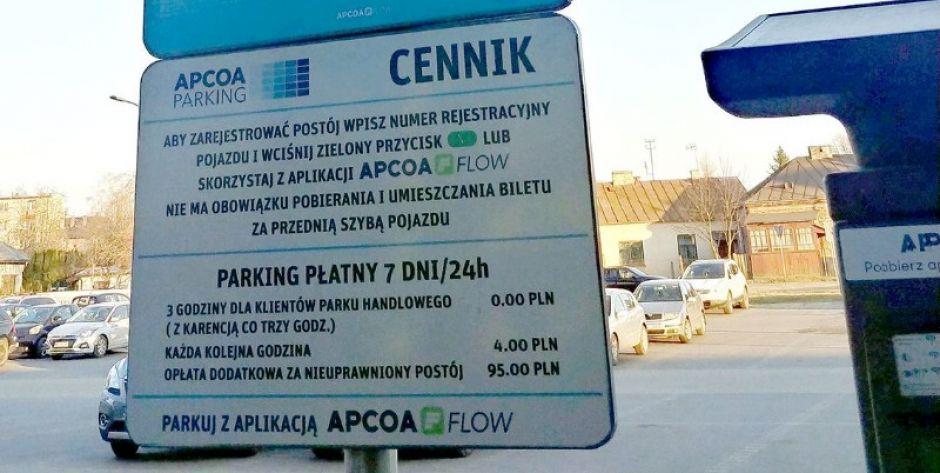 Trzy minuty parkowania w Siedlcach za 95 złotych Polowanie na parkujących?