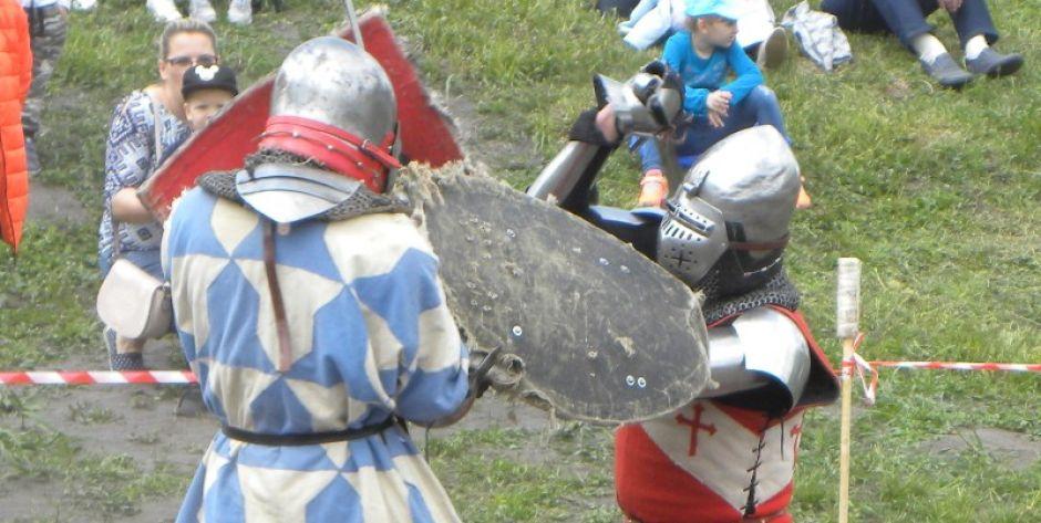 Turniej Rycerski na Zamku w Liwie