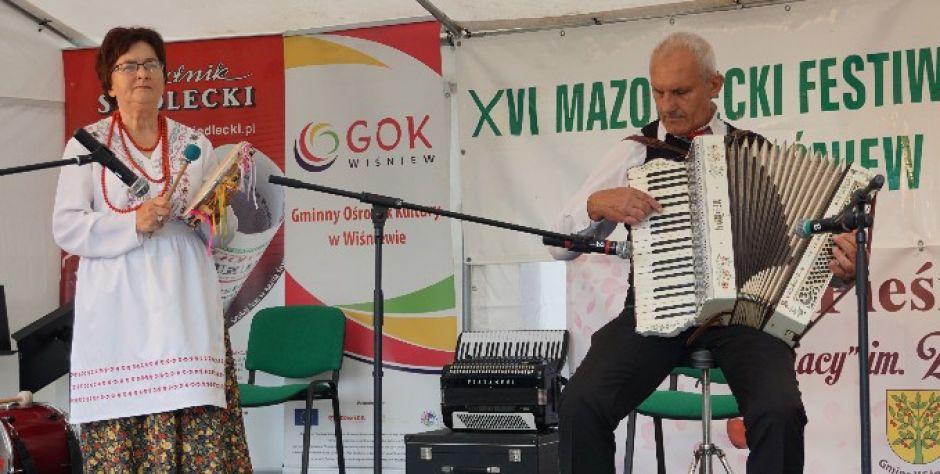 Ludowi muzycy zagrali w Wiśniewie
