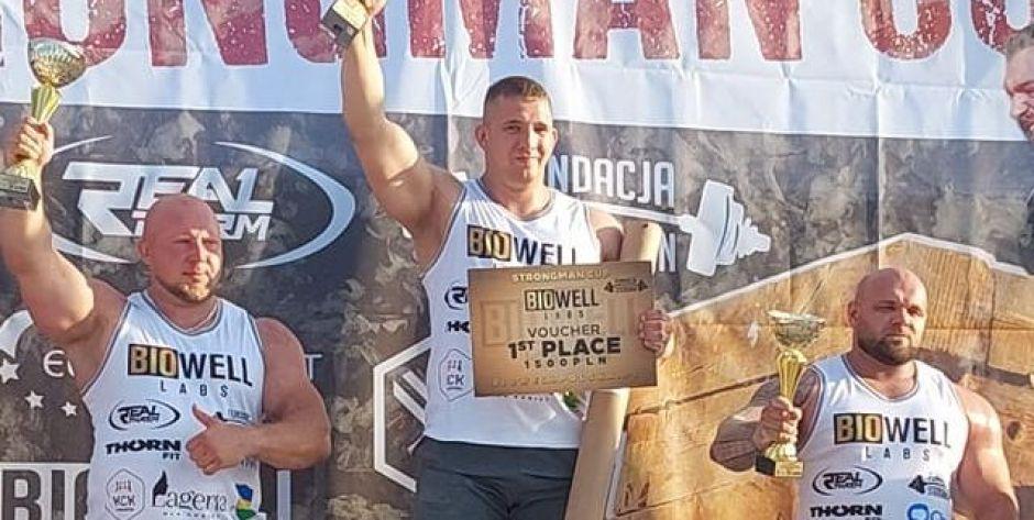 Bartłomiej Tarapata z Węgrowa zwycięzcą Strongman Cup w Dębkach