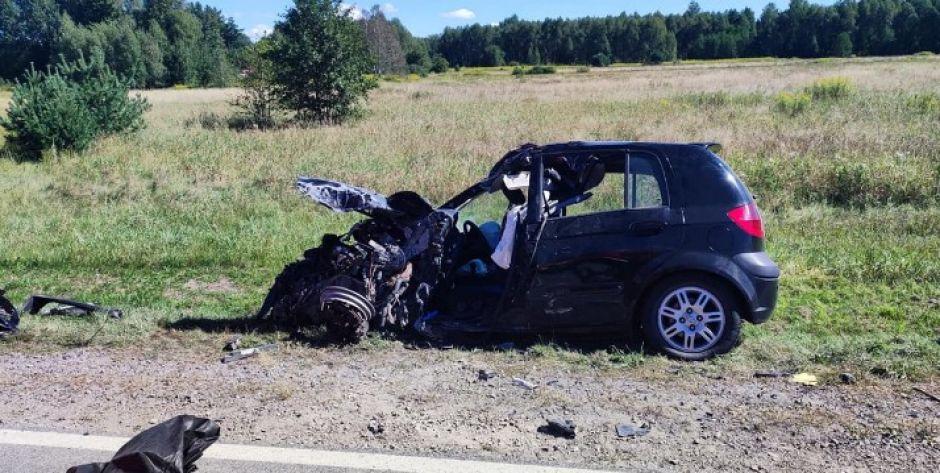 Tragiczne zderzenie osobówki z ciężarówką. Zginęła kobieta (Aktualizacja)