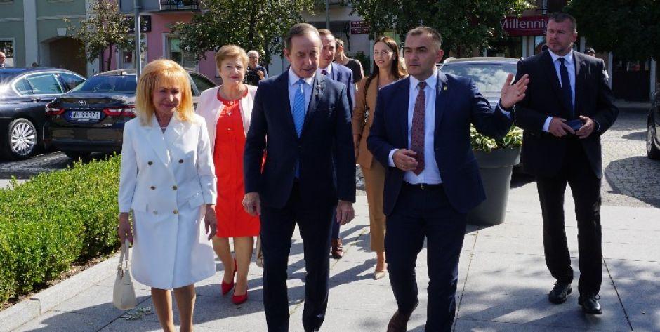 Spacer z marszałkiem Senatu Tomaszem Grodzkim po Węgrowie