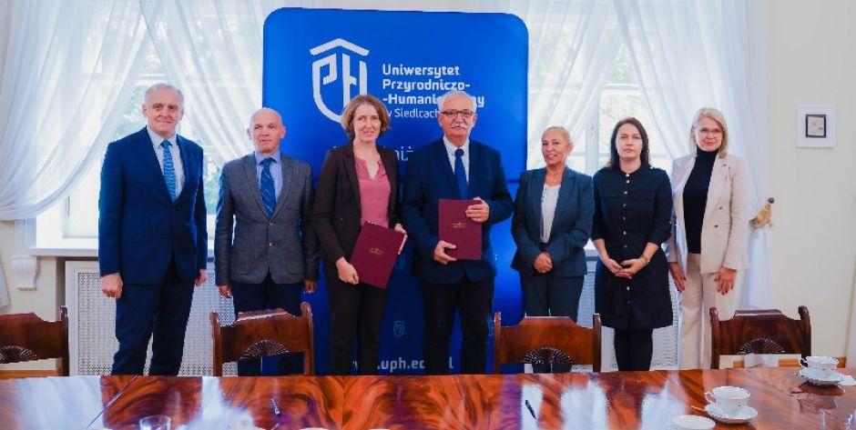 Współpraca UPH z Lotniczą Akademią Wojskową w Dęblinie