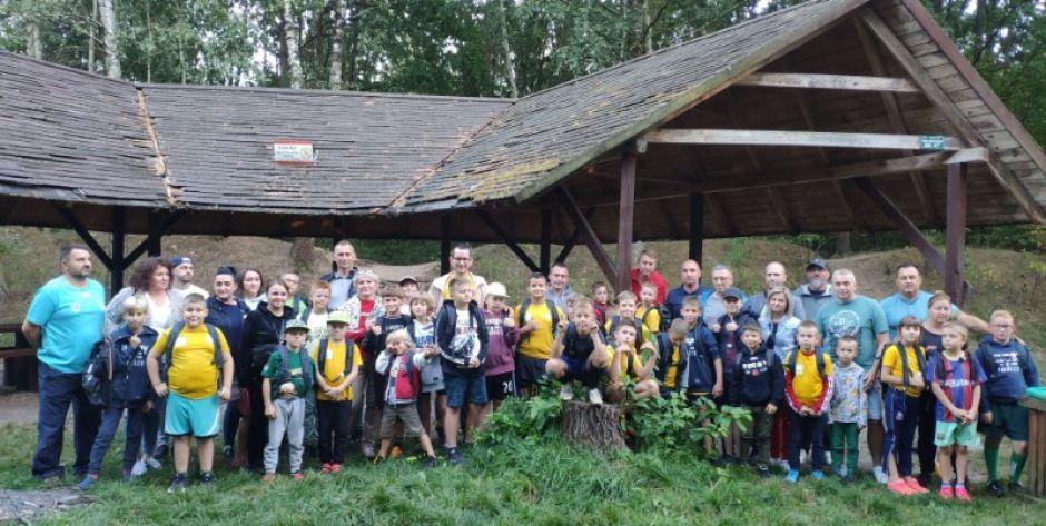 Sportowy powrót do natury młodych rugbystów MKR Siedlce