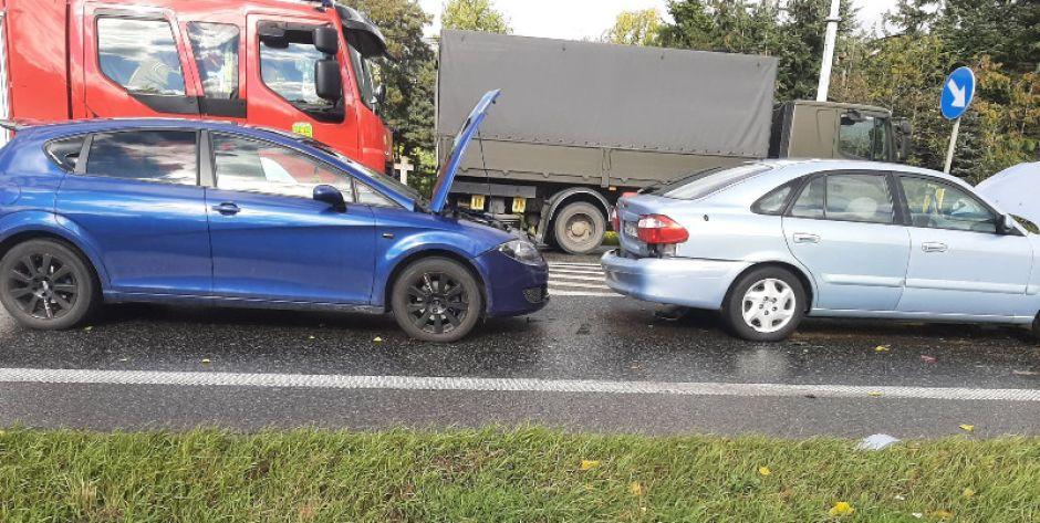 Wypadek przed rondem w Nowych Iganiach
