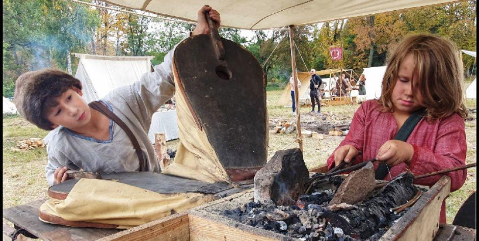 Dla wszystkich miłośników historii – Festyn Archeologiczny w Mrozach (galeria zdjęć)