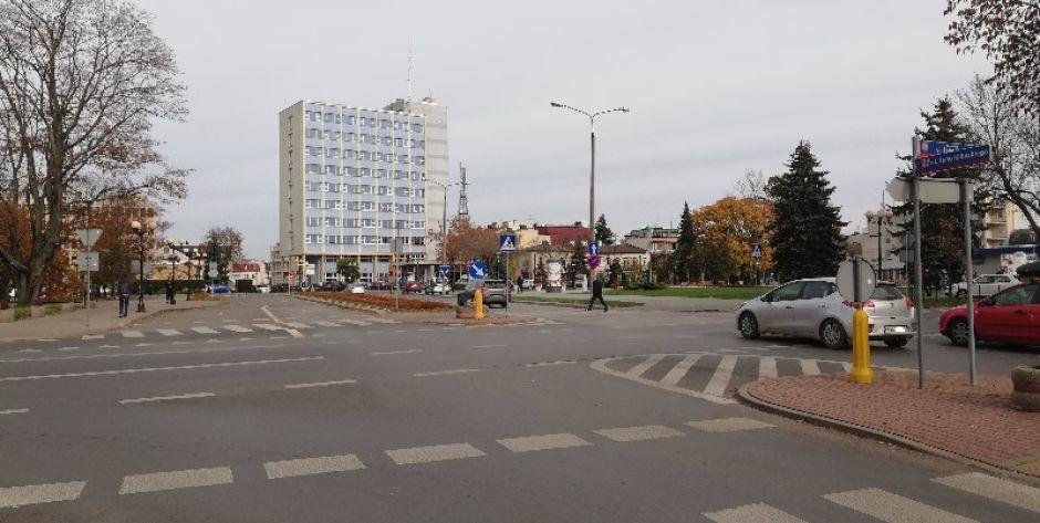 Na skrzyżowaniu ulic Kilińskiego i Pułaskiego w Siedlcach przydałoby się rondo