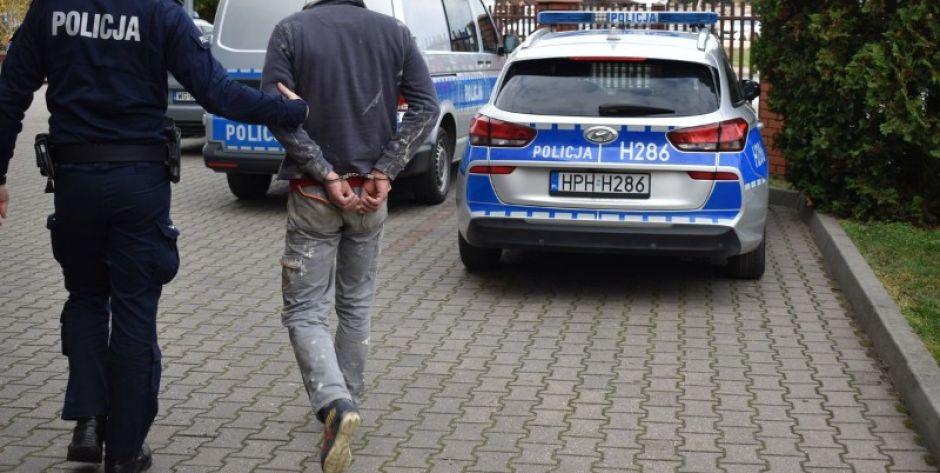 Policjanci zaskoczyli poszukiwanego mężczyznę