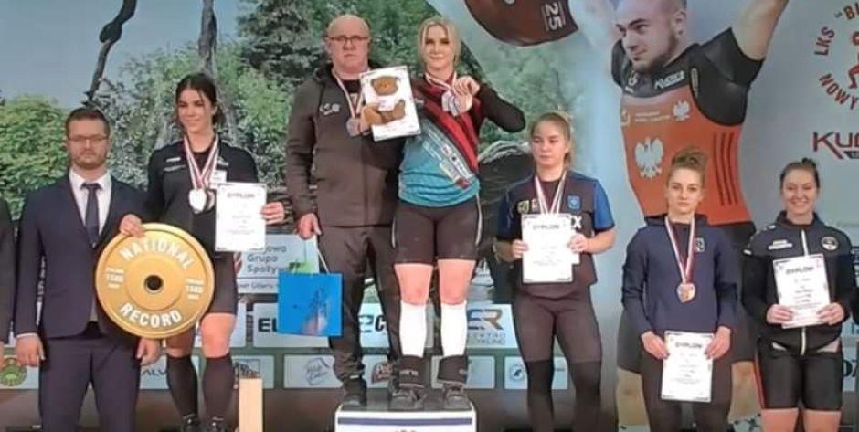 Martyna Dołęga i Angelika Młynarczyk medalistkami mistrzostw Polski!