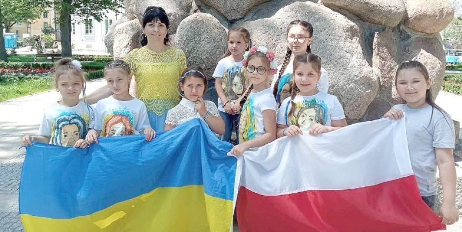 Wzruszający list Ukrainki do siedlczan z okazji święta Niepodległości. „Tu nie strzelają, tu pomagają”